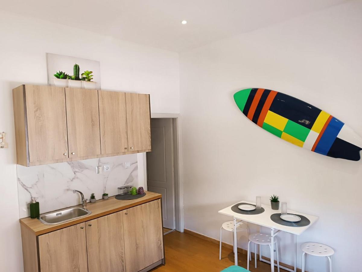 Zois Apartment Ártemida Kültér fotó
